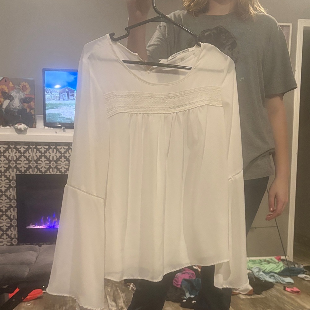 Elegant White Women's Blouse